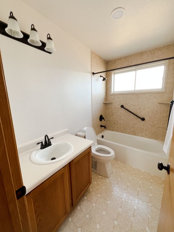Top Bathroom Remodeling Companies in Winfield, IL